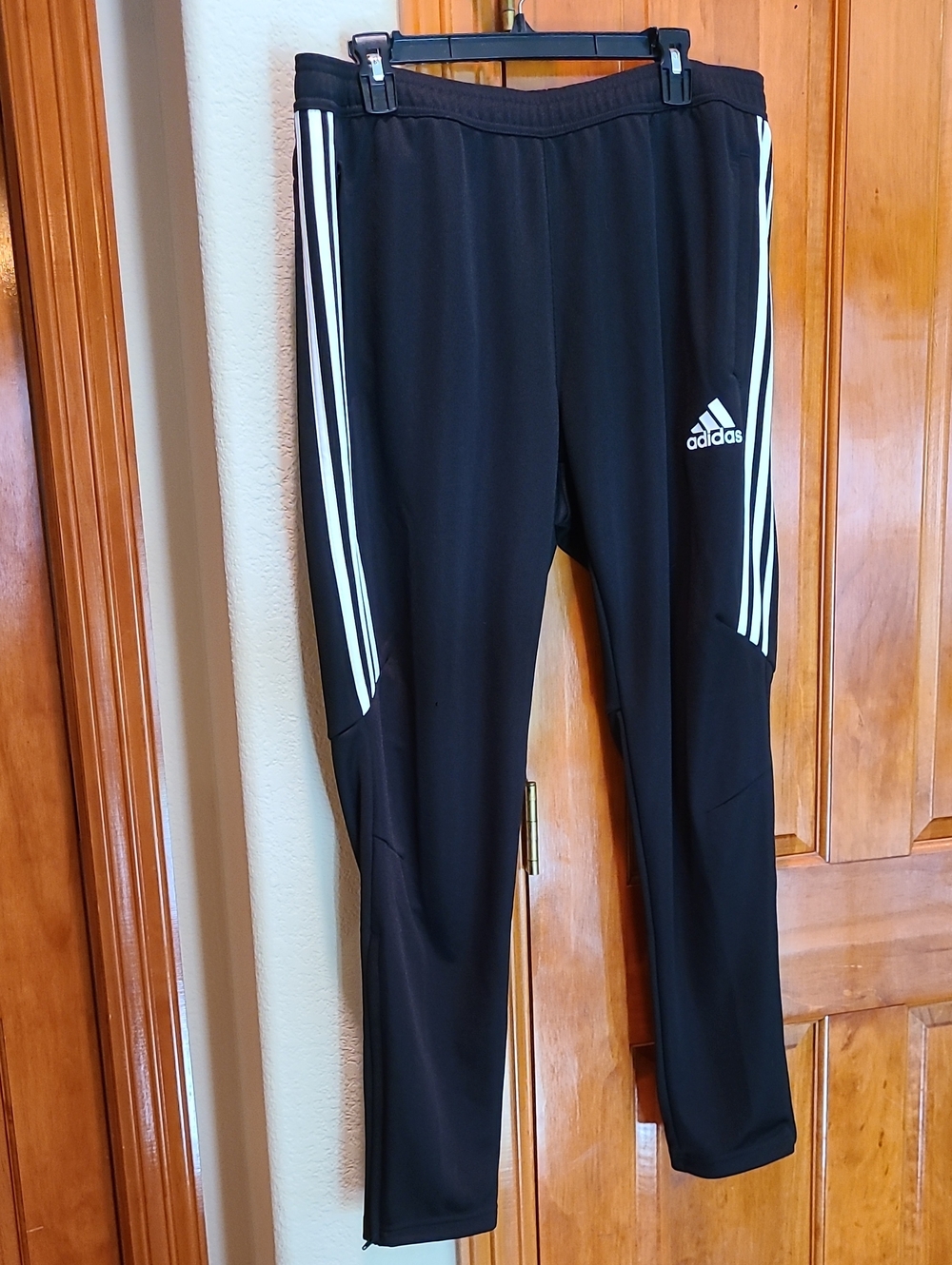 Unisex adidas Black Track Pants with White Three-Stripes Size XL NWT